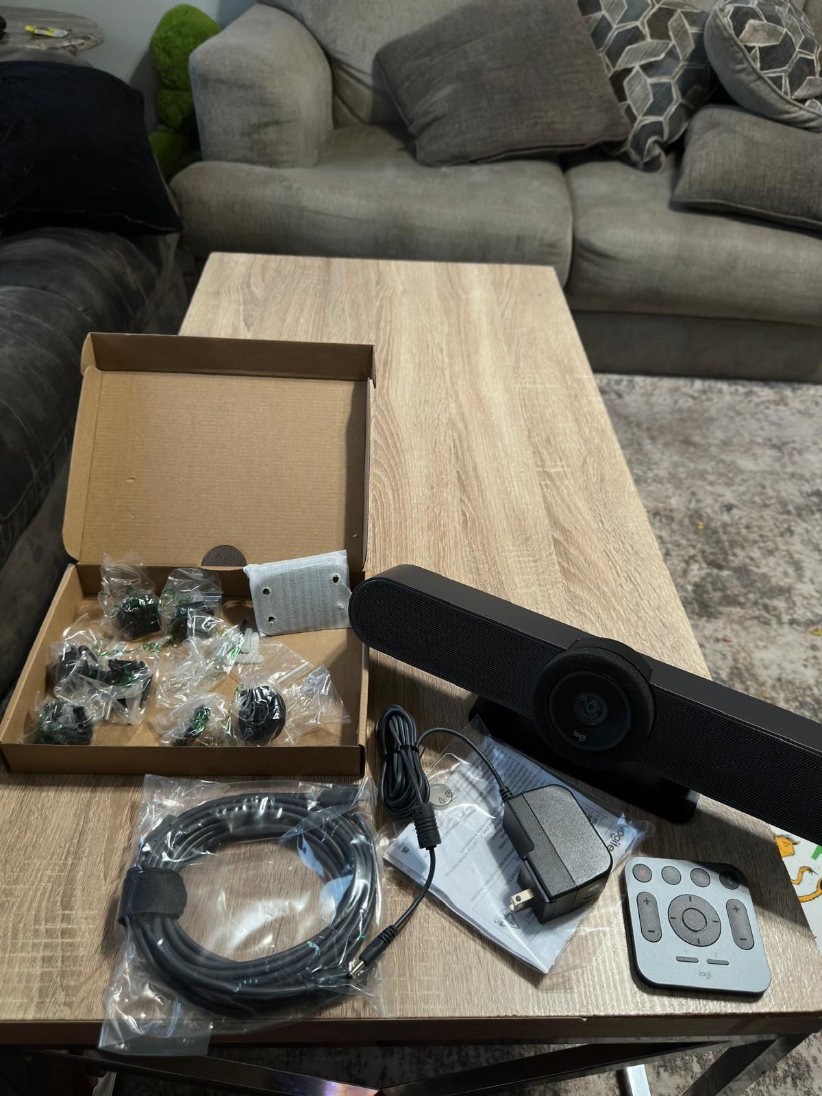 Logitech 4k meet-up camera