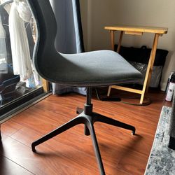 Stylish Desk chair