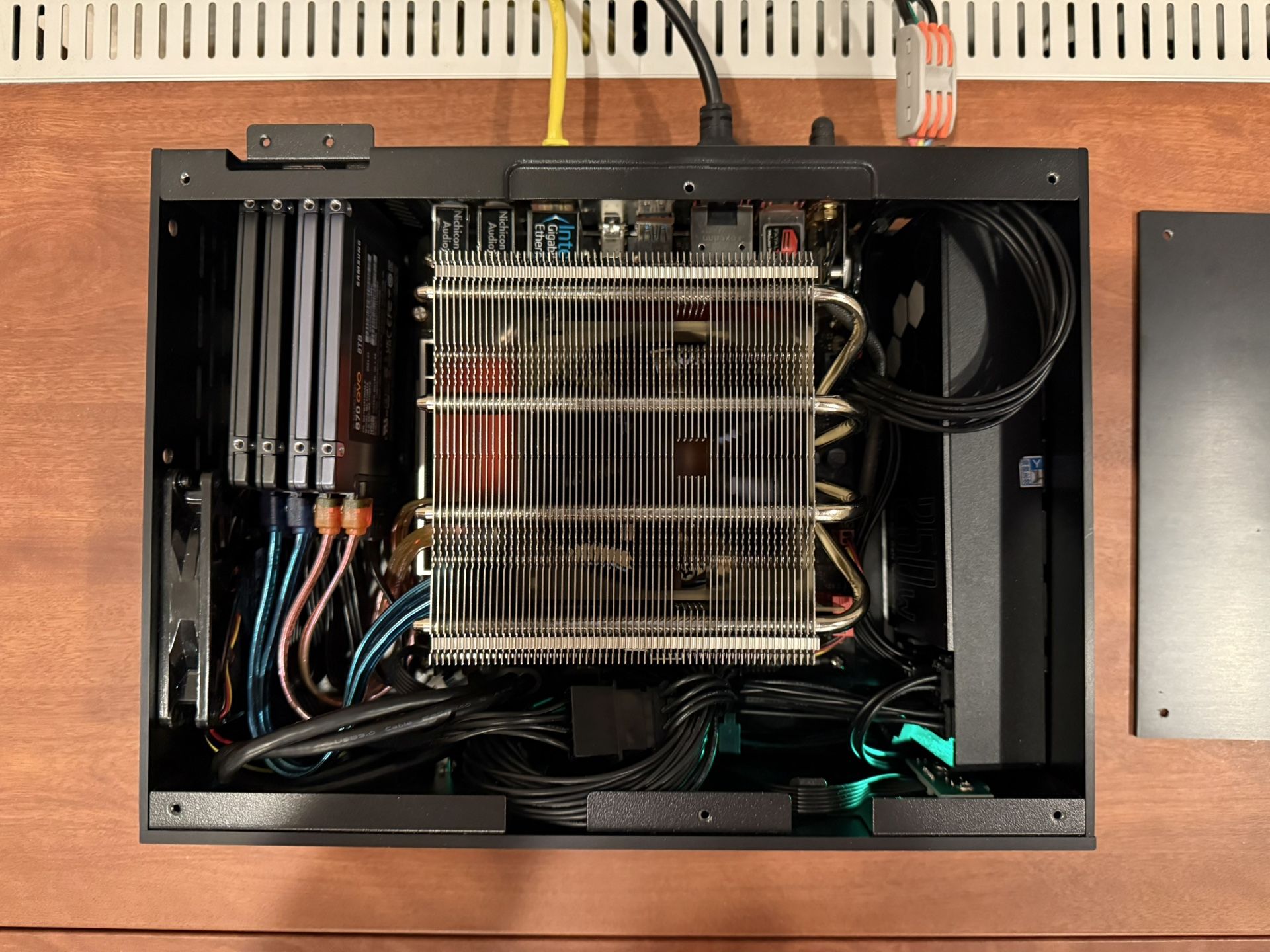 Like new NAS/HTPC with 24TB SSD storage!! + extras