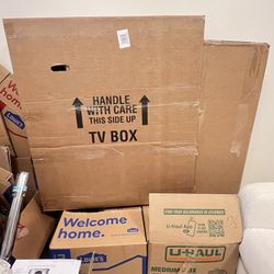 TV Moving Boxes (- Only 1 Left)