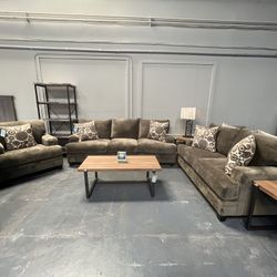 3pc Set: Sofa, Love Seat, & Chair