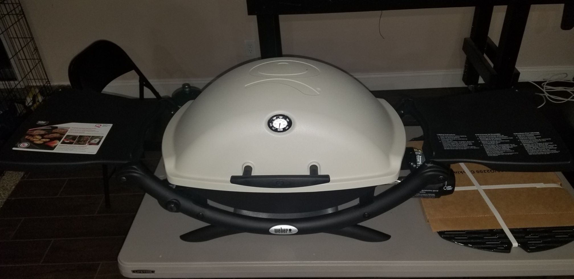 Weber 2200 portable tabletop grill, Brand new!
