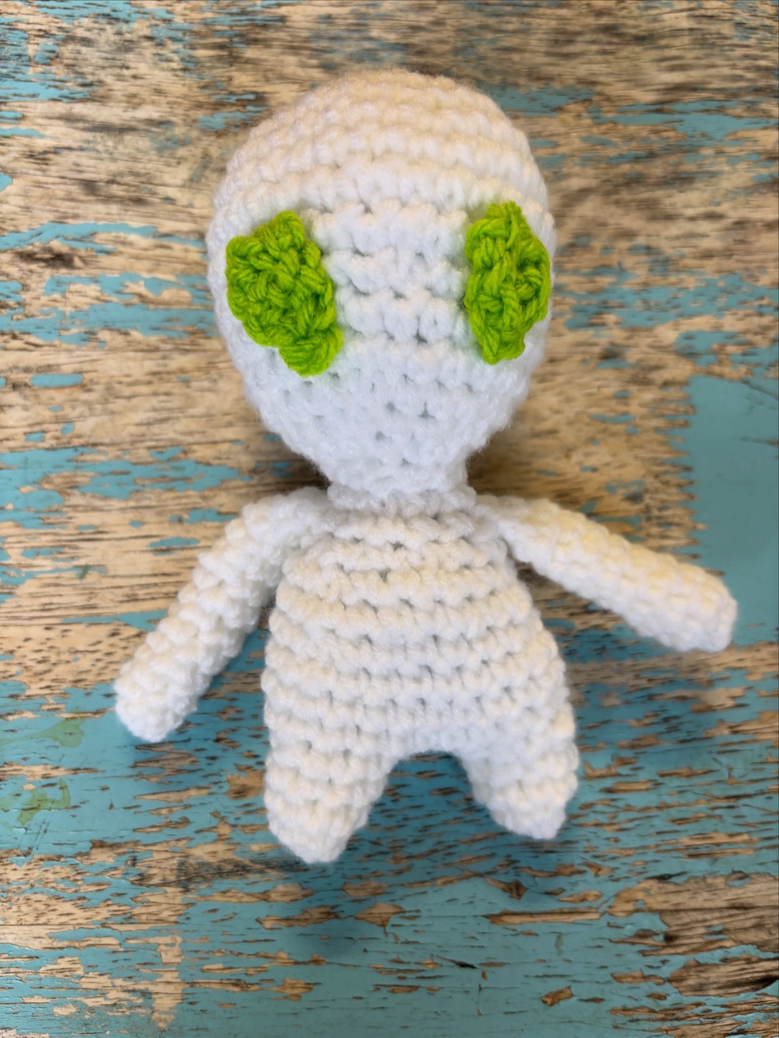 Crochet White Alien 👽 