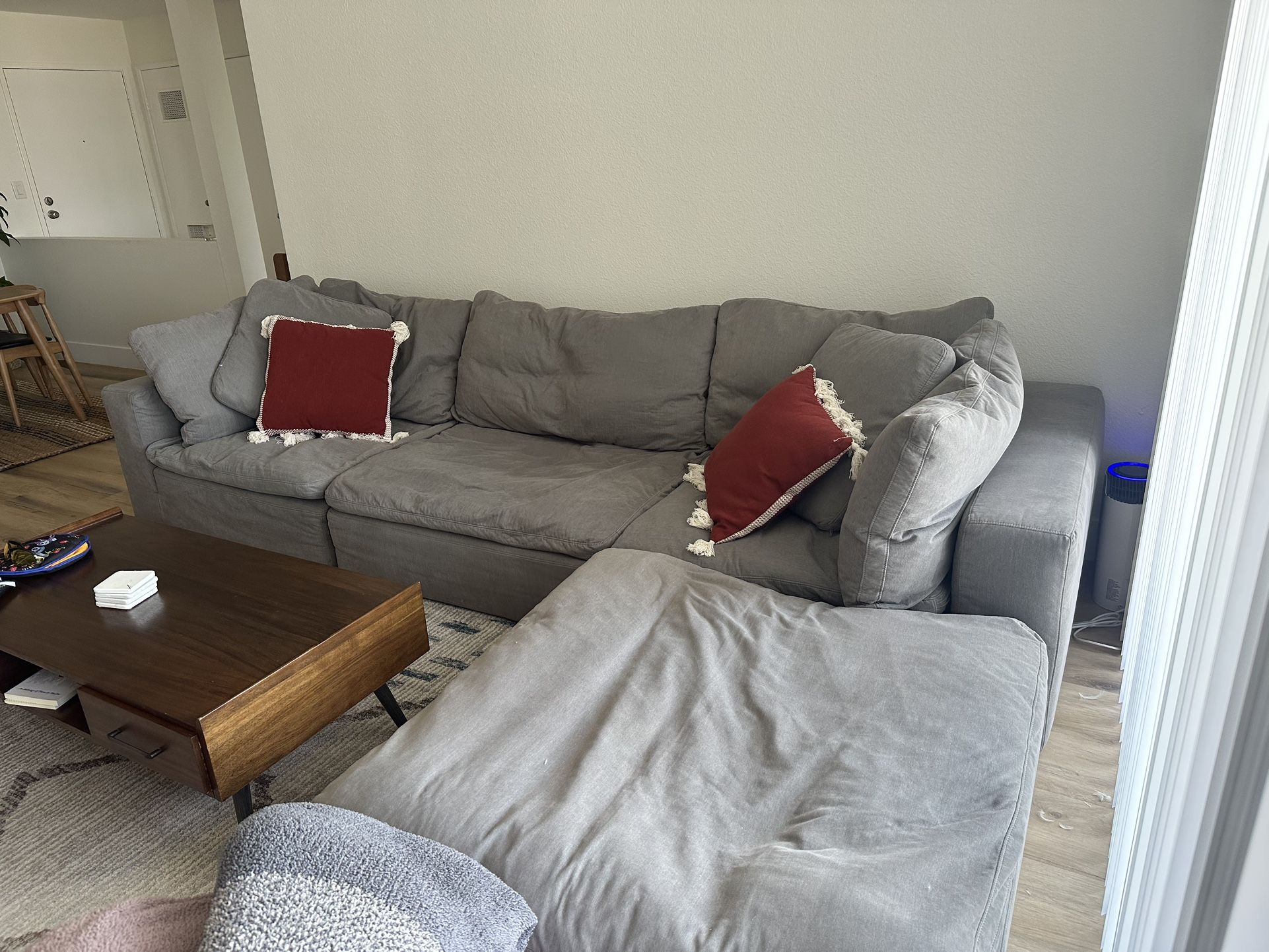 Cloud Modular Couch/sofa