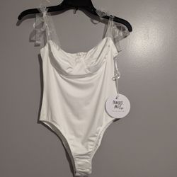 NWT Princess Polly Jena Bodysuit _ Size 6