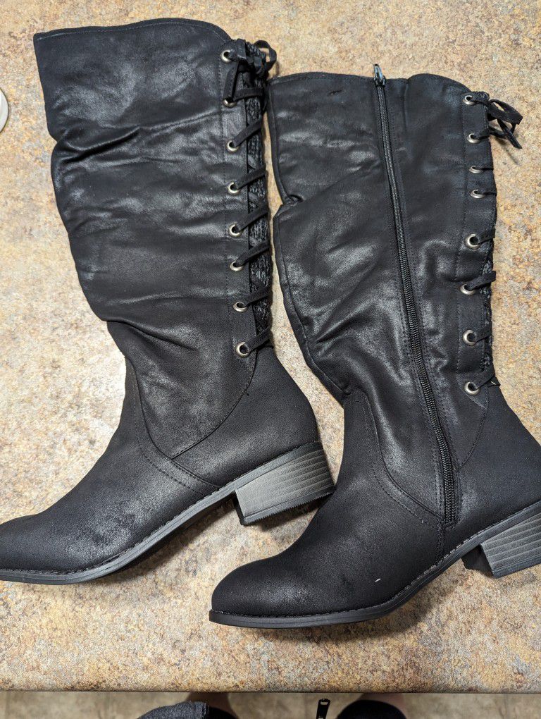SO Black Matilda Boots Size 8