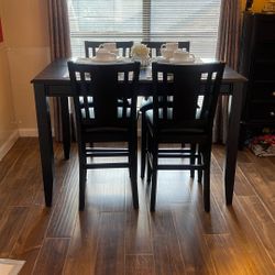 Dining Room Table With 8 Chairs