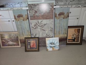 (FREE) WALL PICTURES AND PLANTS IN VASES