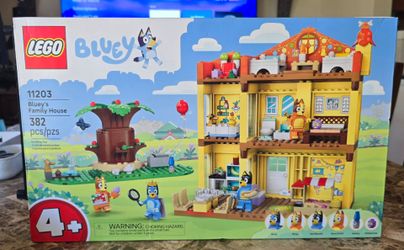 Lego 11203 Bluey's Family House New!