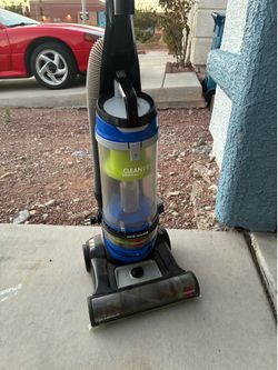 Bissell Cleanview Rewind Pet Vacuum Cleaner