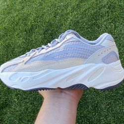 Yeezy 700 V2 “Cream”