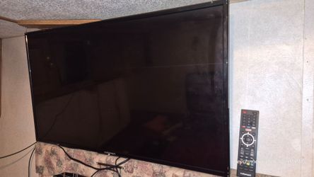 Element smart whit remote...39 inch
