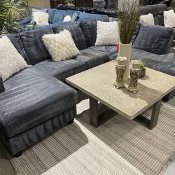 Sectional Sofa 