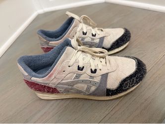 Asics x Kith sneakers size 8.5M used