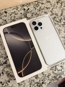 iPhone 16 Pro Max