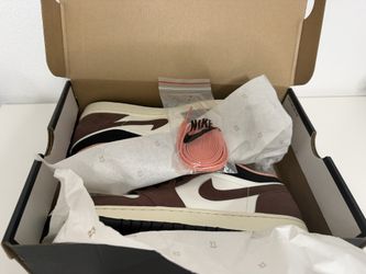 Air Jordan 1 Low Shoes Size 11.5