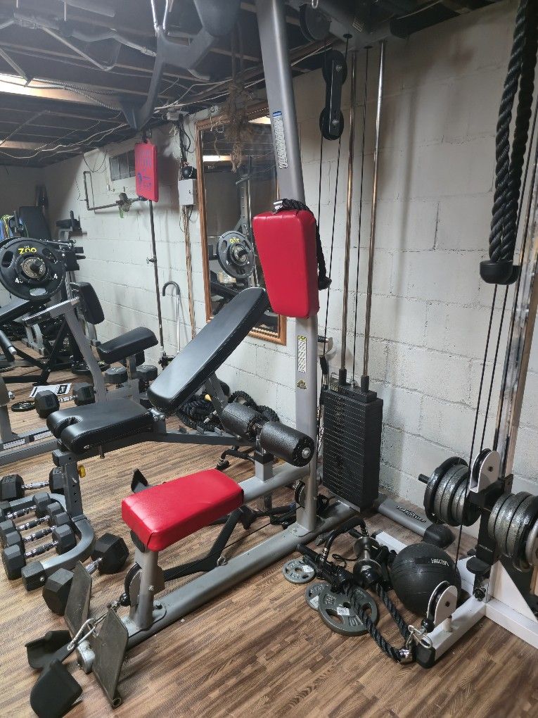 Tuff Stuff Lat Pull Down, Row with 200 lb weight stack