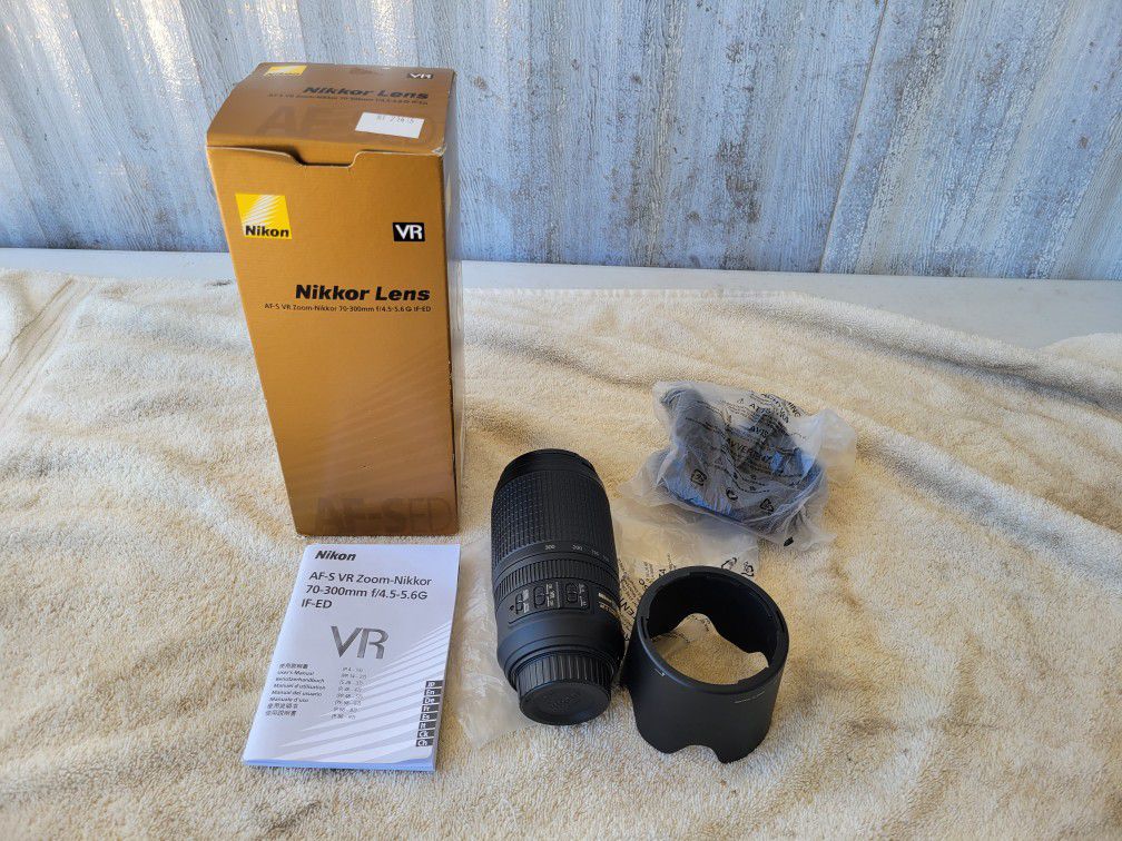 Nikon 70-300 Zoom Lens