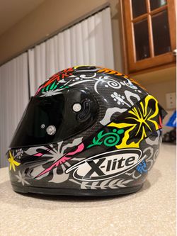 Motorcycle Helmet X-lite X-802RR Ultra carbón Petrucci