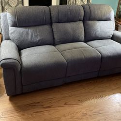 **PENDING PICK UP** FREE Couch