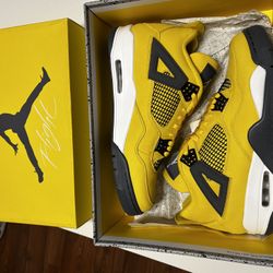 AIR JORDAN 4 Retro 