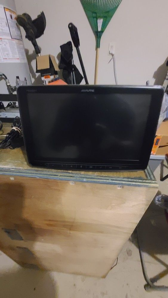 Alpine Halo9 ILX-F259 Head Unit