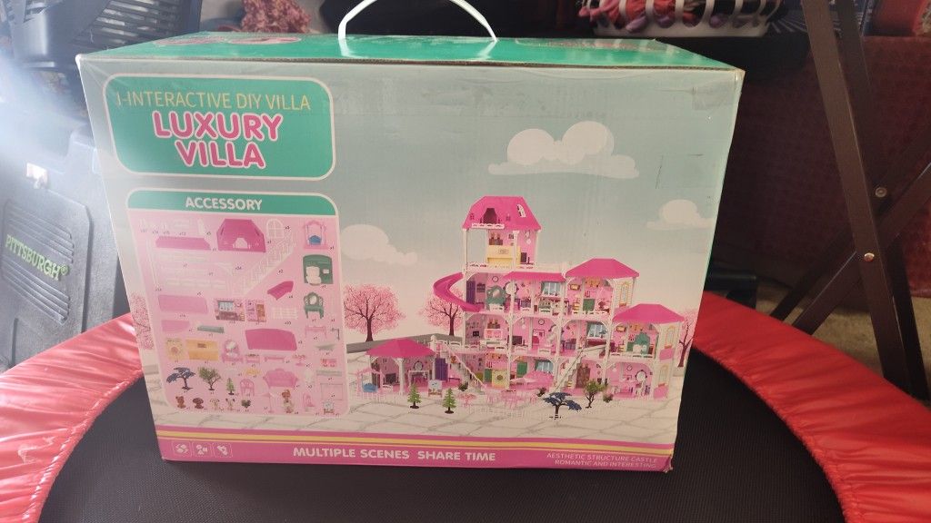 DIY Doll House