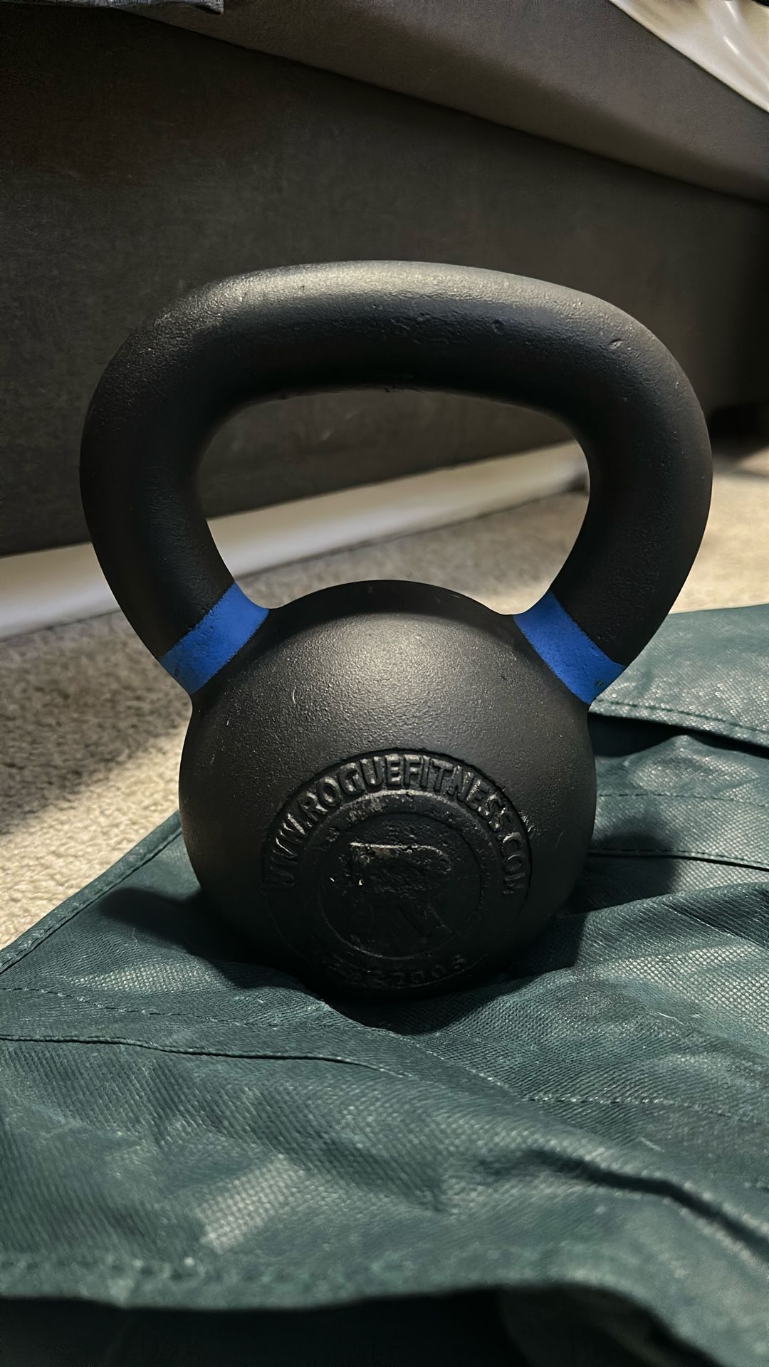 12 kg Rogue kettlebell