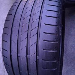 255-35R19(96 Y) 1 TIRE RUN FLAT BRIDGESTONE TURANZA T005 RFT* TREAD 6/32"$150.00( BMW, MERCEDES BENZ, ALFA ROMEO AND OTHERS)