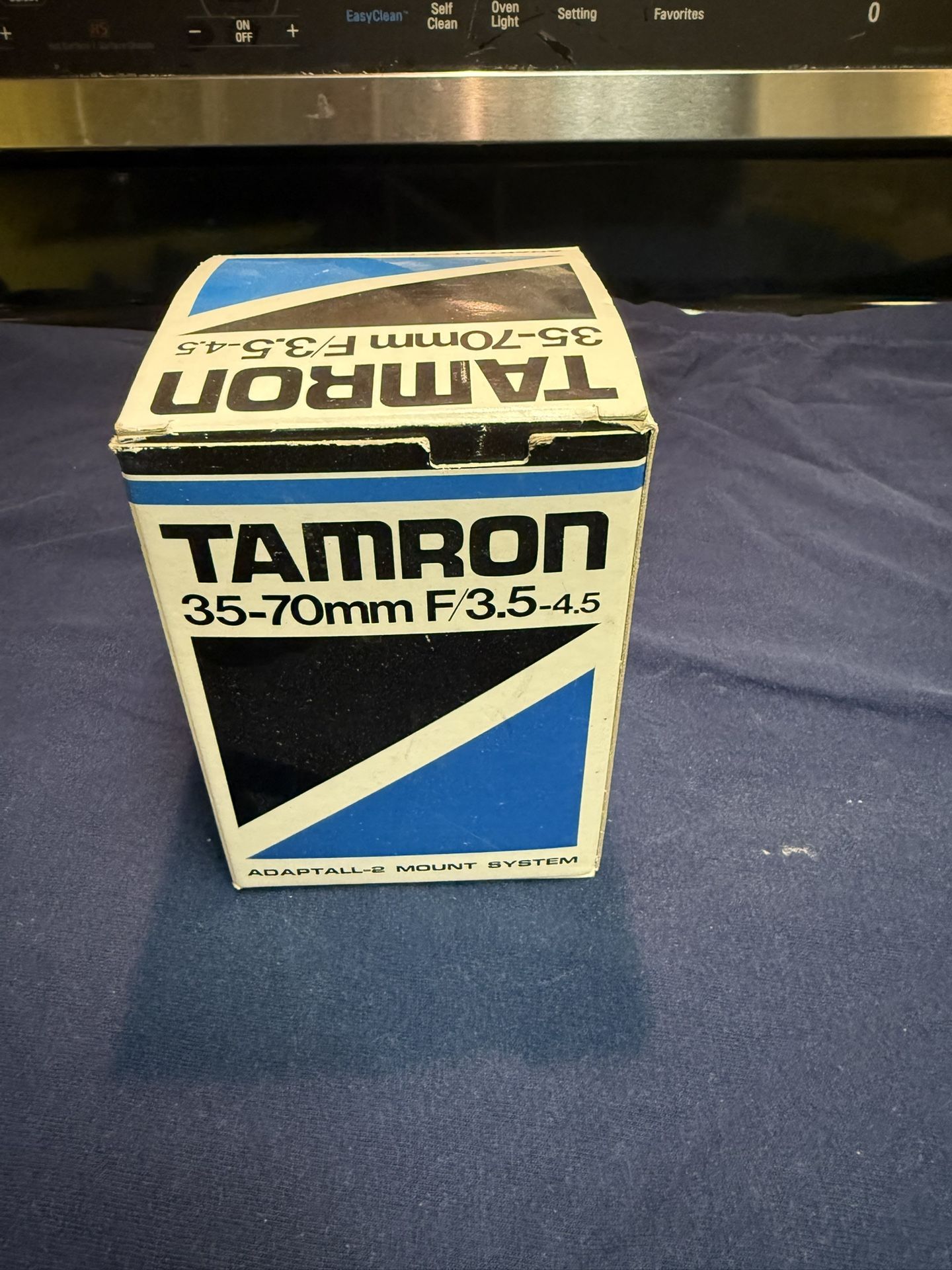 Tamron 35-70mm F/3.5-4.5 Zoom Lens For Canon From Japan With Case And Box