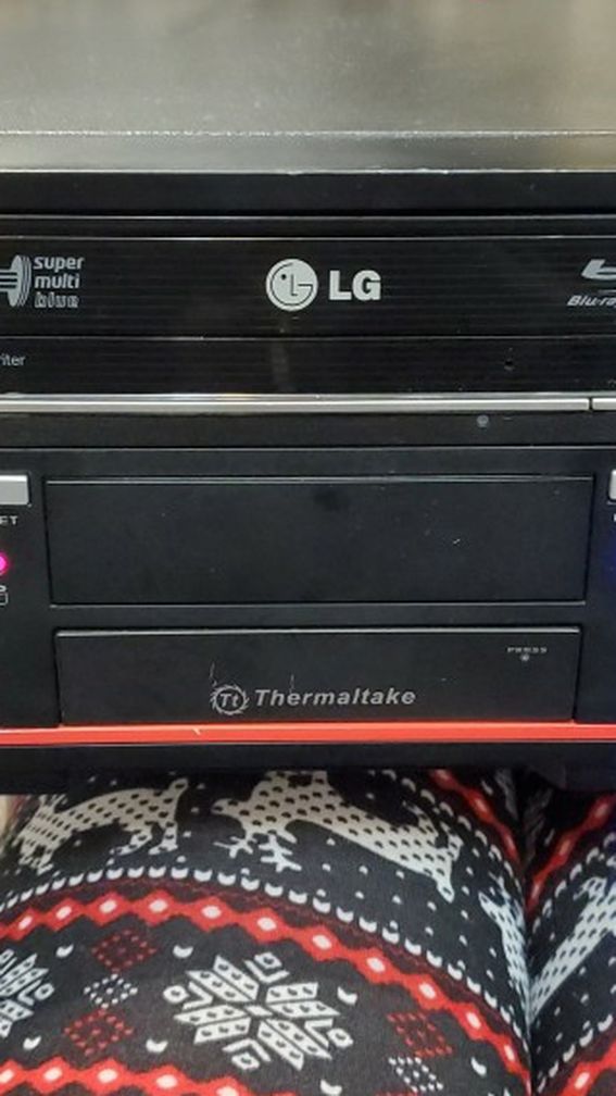 Thermaltake Computer Blu Ray Disk Player BD Rewriter