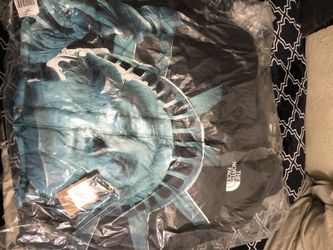 Supreme Northface Baltoro Jacket Statue of Liberty Size LARGE