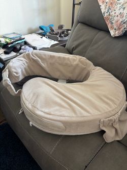 My Brest Friend Nursing Pillow