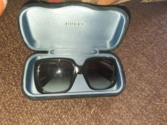 Gucci woman's sunglasses
