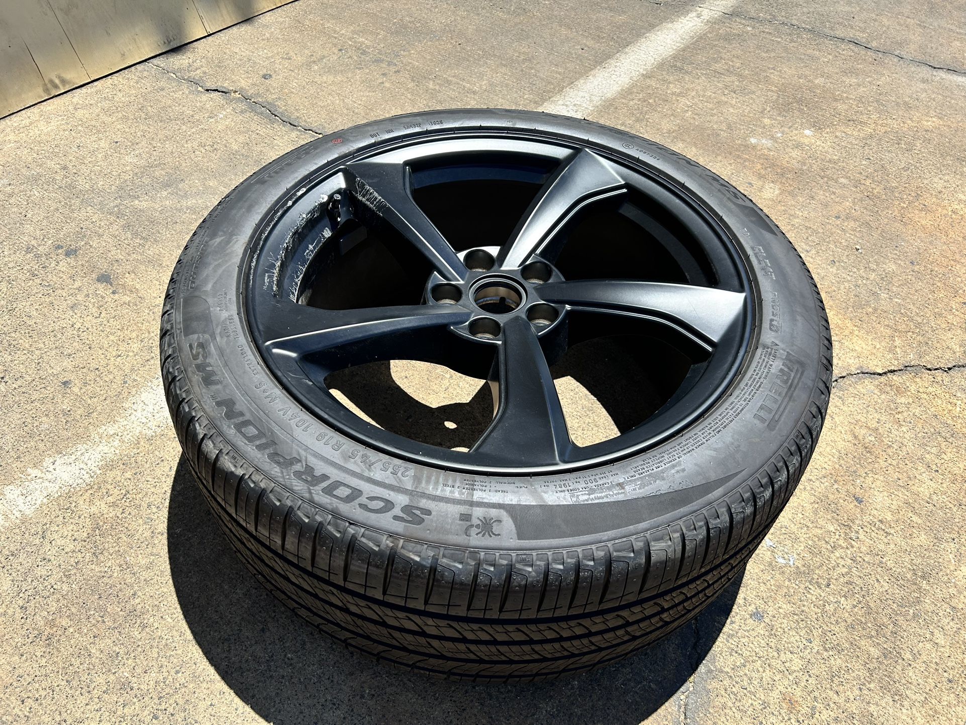 1X (ONE) OEM Tesla Model Y Juniper Crossflow wheel and tire Pirelli EV Tire