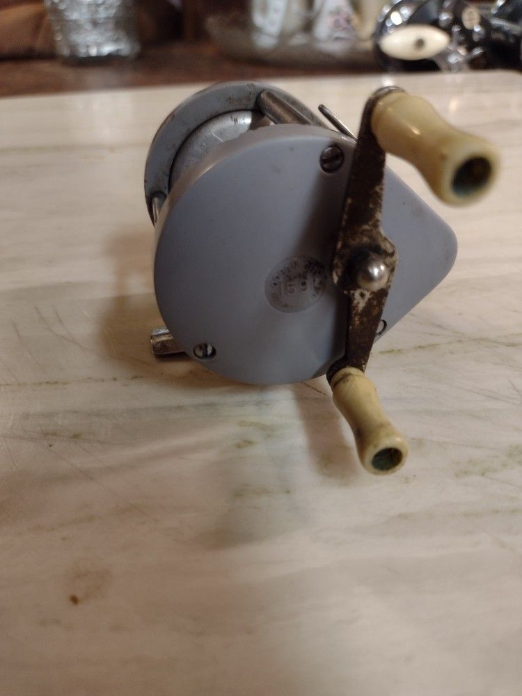 Ocean City Baitcasting Reel