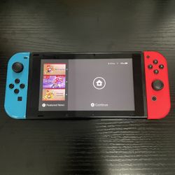 Nintendo Switch Red/Blue Joycons