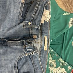 Lot Of Women’s Clothes $30 For All!