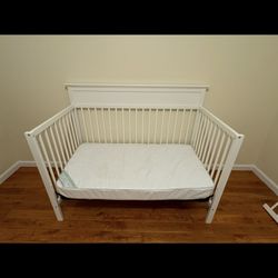 Crib Turns Into Toddler Bed