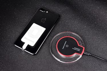 Wireless charger for iPhone 8+ or Galaxy S7+