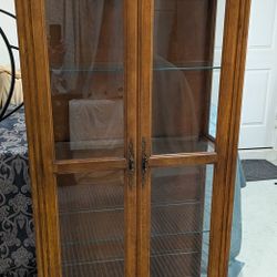 Harbor House Furniture Wooden Display Cabinet.