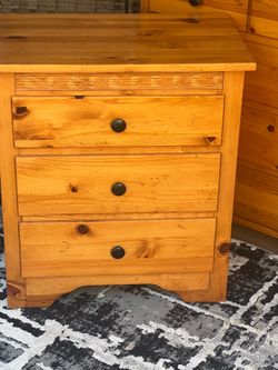 Rustic pine oak 3drawers nightstand