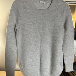 Women’s Banana Republic & GAP Tops - Size Small