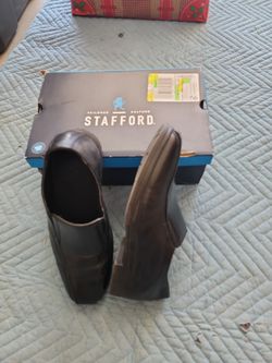 Stafford Men's Black Dress Shoes