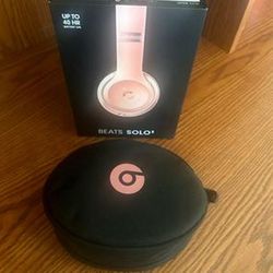 Beats by Dr. Dre Solo3 True Wireless On-Ear Headphones with Apple W1 Headphone Chip, Rose Gold