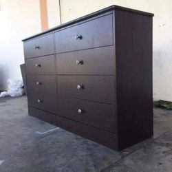 8 DRAWER DRESSER