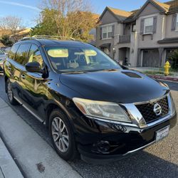 2014 Nissan Pathfinder SV