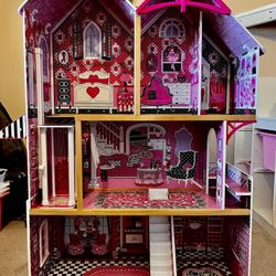 Like new Large Dollhouse