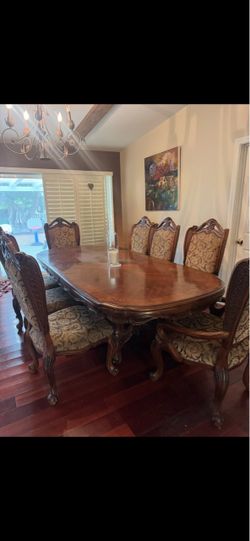 Traditional Wood Dining Table with 8 Chairs