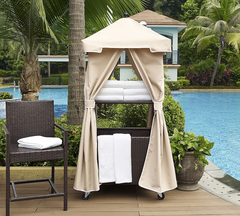 Outdoor Pool Towel Valet Rack with Waterproof Cover, Poolside Towel Caddy, Movable PE Rattan Wicker Storage Organizer for Pool, Outdoor